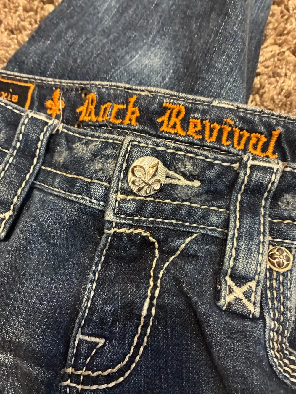 Rock Revival Alexia Crop Capri Embellished